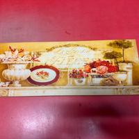 Quadro Shabby Chic con Fiori e Piatti