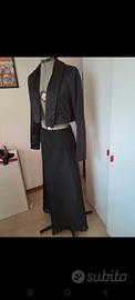 Giacchino e gonna lunga