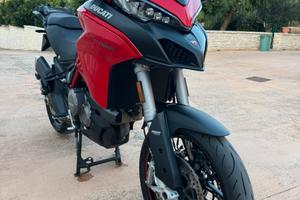 DUCATI MUSTISTRADA 950S