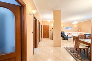 Appartamento di 155 m² con più di 5 locali a Torin