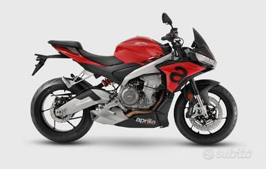 Aprilia Tuono 660