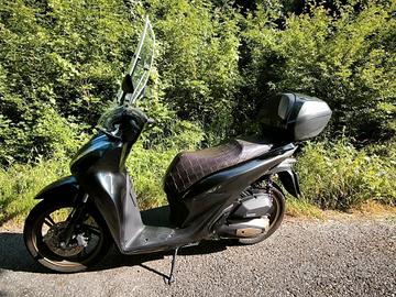 Honda SH 150 dicembre 2022 garanzia fino a 12/28