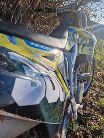 moto cross suzuky rmz 250 4t del 2009