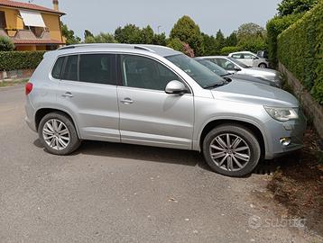 VOLKSWAGEN Tiguan 2ª serie - 2008