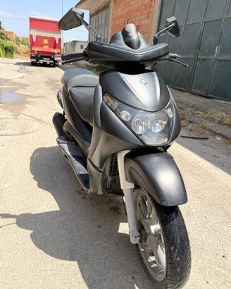 Beverly 125 cc