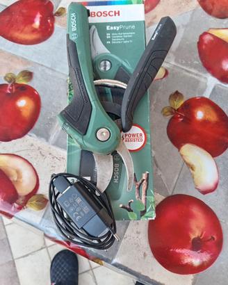 Forbici Potatura a Batteria Bosch