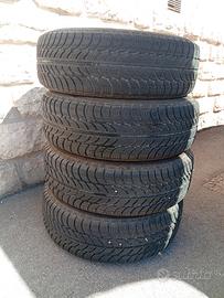 4 gomme invernali buoni 185/65 R15 M+S