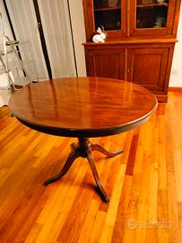 Tavolino ovale in legno in stile Luigi Filippo 