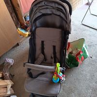 passeggino salvaspazio richiudibile 