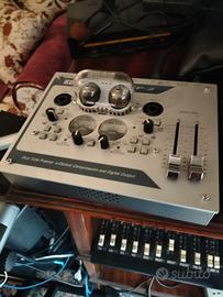 Compressore valvolare Korg TP2