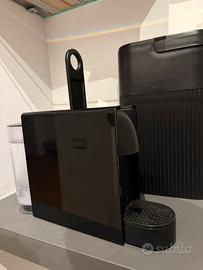 NESPRESSO Essenza mini