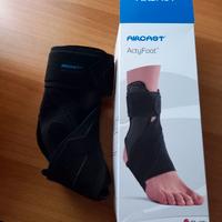 supporto per caviglia per la riabilitazione