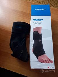 supporto per caviglia per la riabilitazione