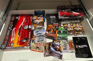 Lotto Hot Wheels  + Set Mattel Brick Shop NUOVI