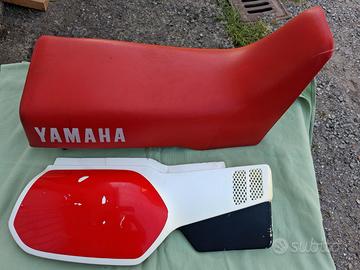 1VJ Fiancatina destra e sella YAMAHA Tenere XT600Z