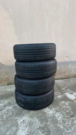 Gomme Continental 205/50 R17 Estive