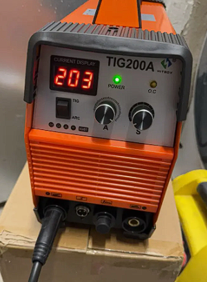 Saldatrice Multifunzione TIG 200 A e MMA