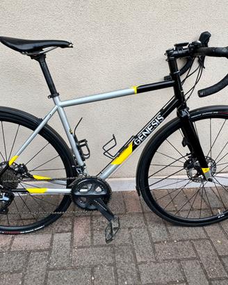 Genesis Equilibrium Reynolds 725 Ultegra Disco