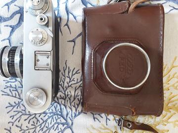 macchina fotografica FED  i  tempi sovietici.