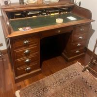 scrivania e Como antichi 