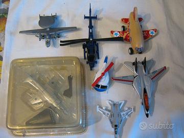lotto 6 AEREI modell. METALLO LEGNO PLASTICA, foto