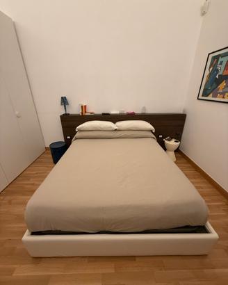 Letto matrimoniale Flou mod. Turca imbottita.