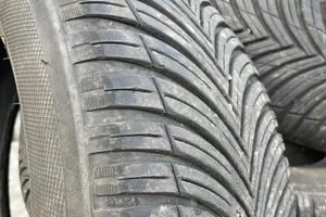 4 pneumatici Kleber 235/55 R18
