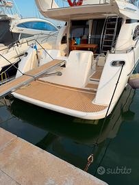 Azimut 58 fly