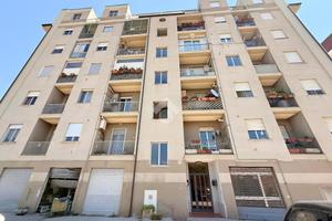 4 LOCALI A SAN SALVO