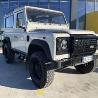 LAND ROVER Defender 90 2.5 Td5 Station Wagon E