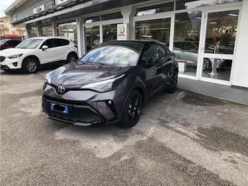 Toyota c-hr,GrSport,Blackedition,+treno gom invern