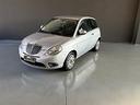 lancia-ypsilon-1-2-69-cv-platino