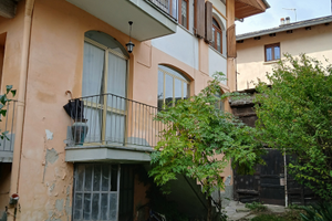 Casa con giardino in Val Susa