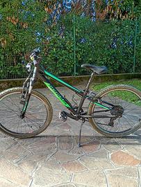 Bicicletta per bambino/a.  24"