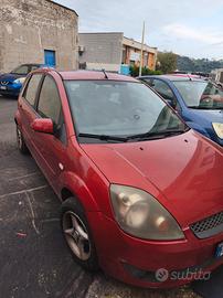 Ford Fiesta 5p 1.4 TDCI Titanium