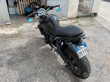 Triumph street triple 675