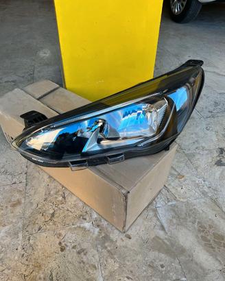 FARO SX NUOVO E ORIGINALE FORD FOCUS MK4 