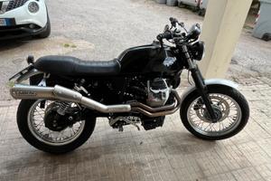 Motoguzzi v7 classic 750
