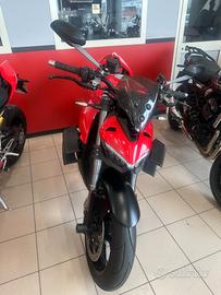Ducati streetfighters v4