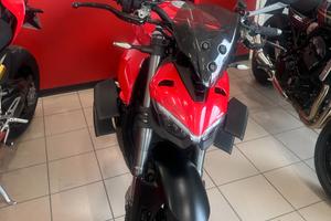 Ducati streetfighters v4