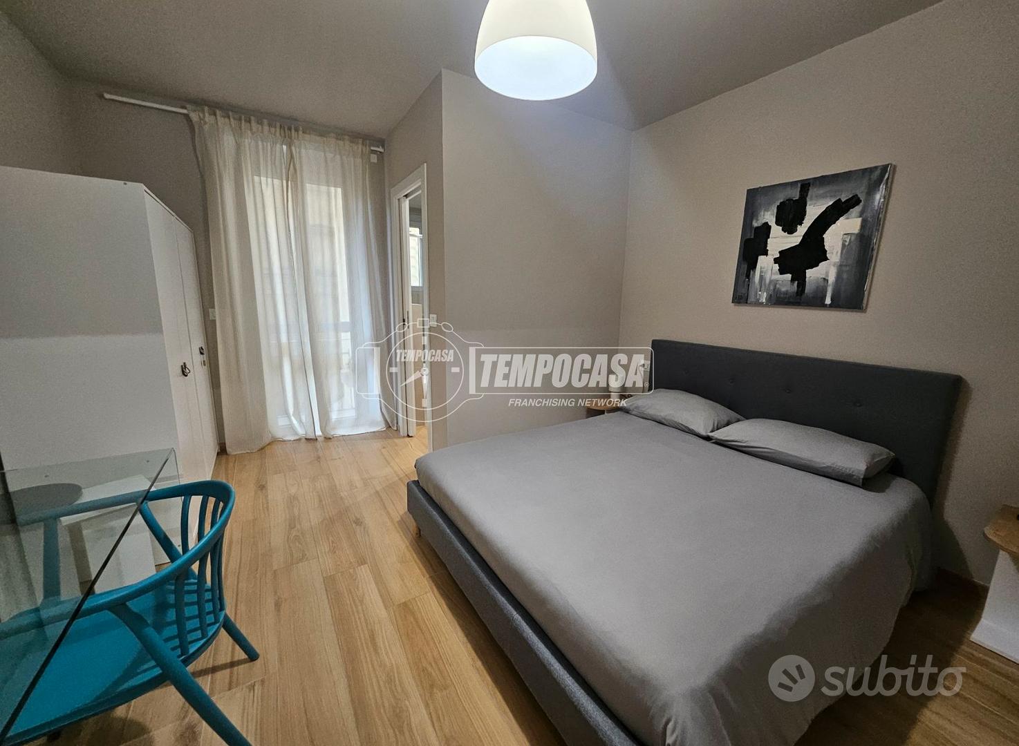 TRILOCALE VIA ALESSANDRIA 11 BIS - Vista 2