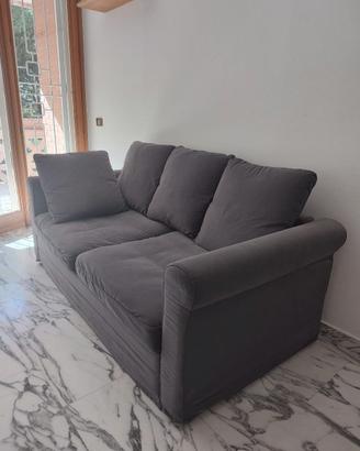 Il re del salotto... La salvezza dei fuori sede!