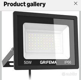 Outdoor LED spotlight 20w lice bianco. con sens