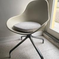 Poltroncina Ikea Jacob by Chris Martin