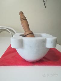 mortaio di marmo