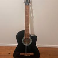 Chitarra classica elettrificata