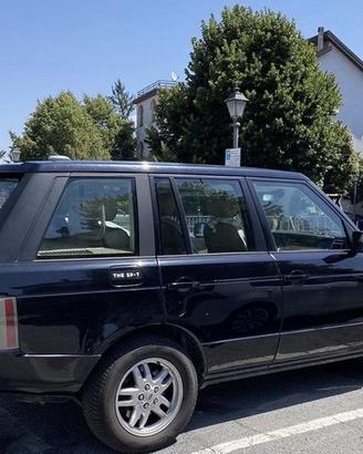 LAND ROVER Range Rover 3.0 Td6 Vogue Foundry