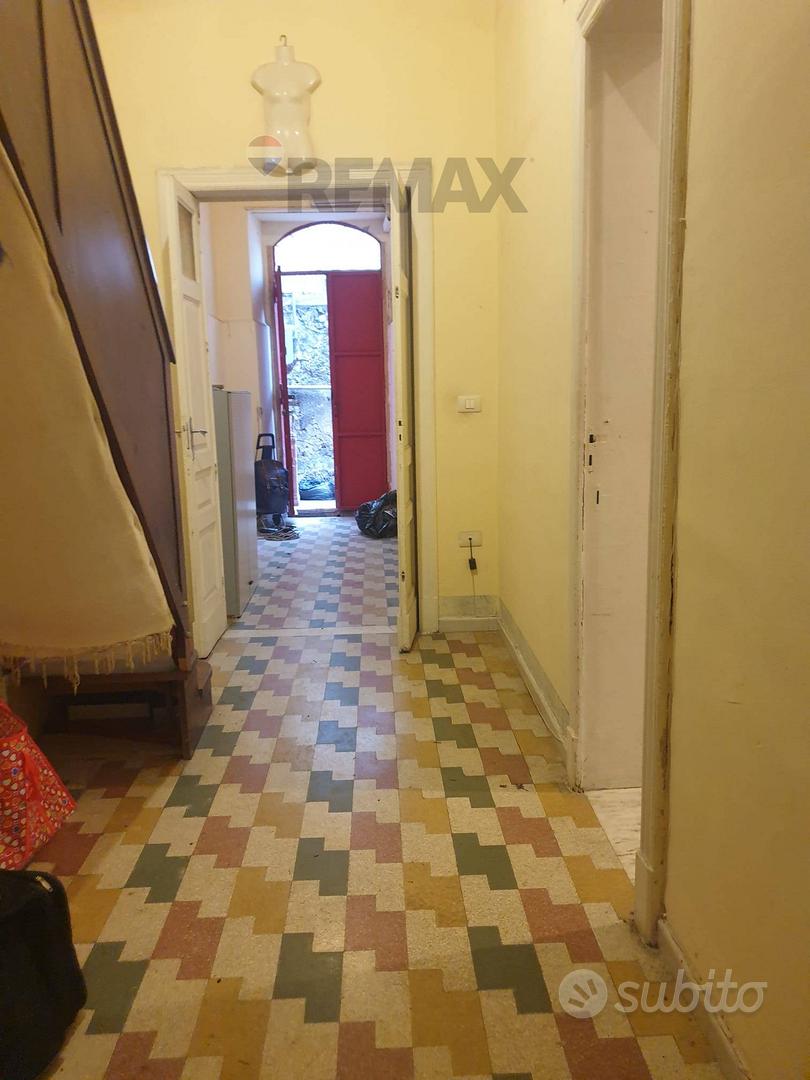 Casa – Catania, Antico Corso, Centro storico - Vista 4