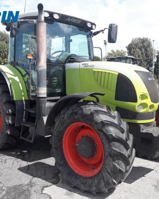 Trattore CLAAS ARES 697