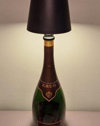 Krug bottiglia lampada led nera